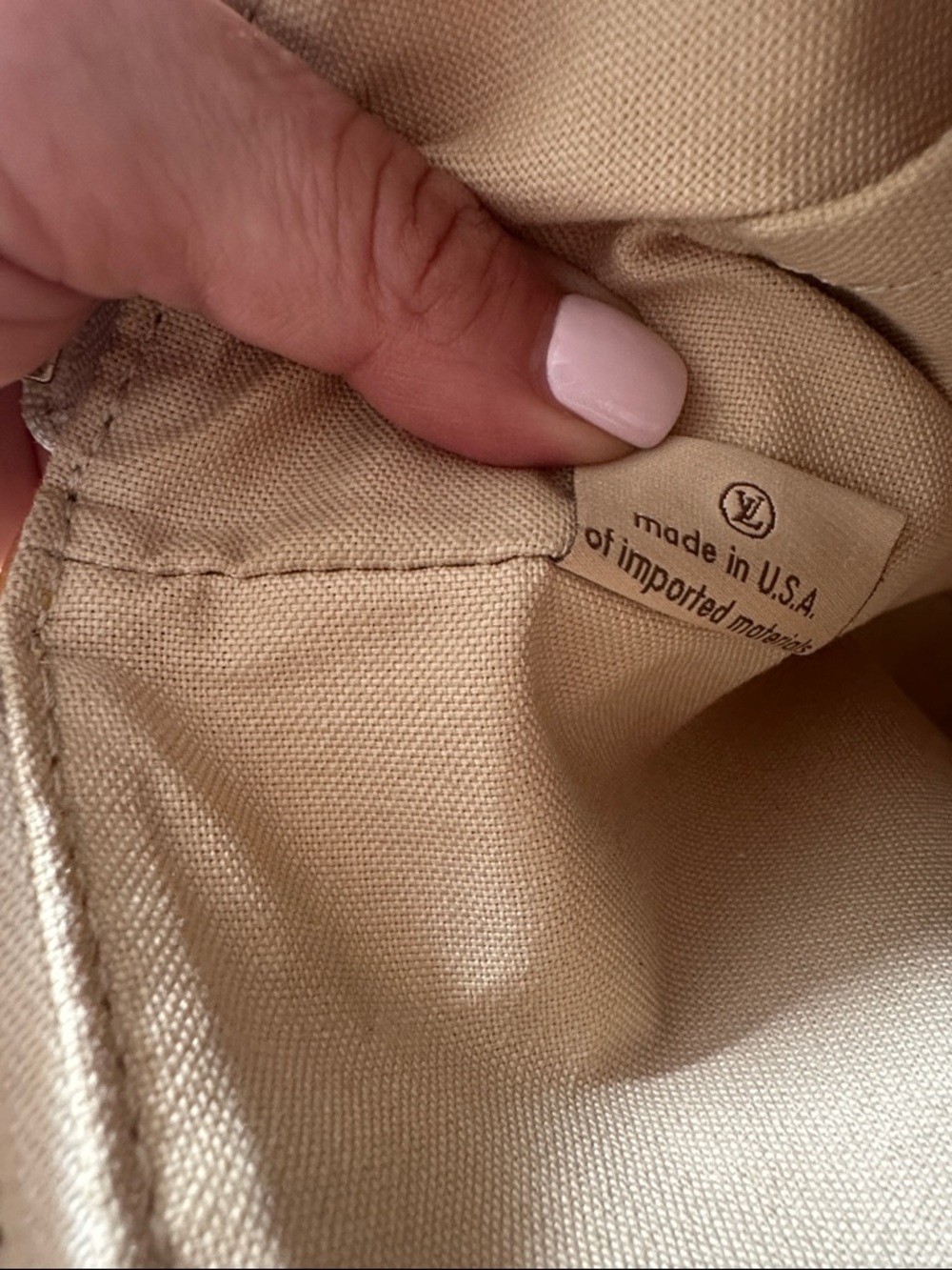Louis Vuitton Totally PM tote - Picture 5 of 10